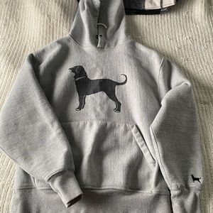 Black dog sweatshirt
